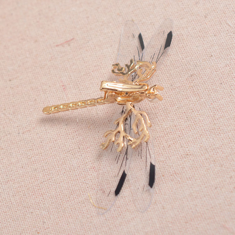 Golden Three-dimensional Dragonfly Hairpin